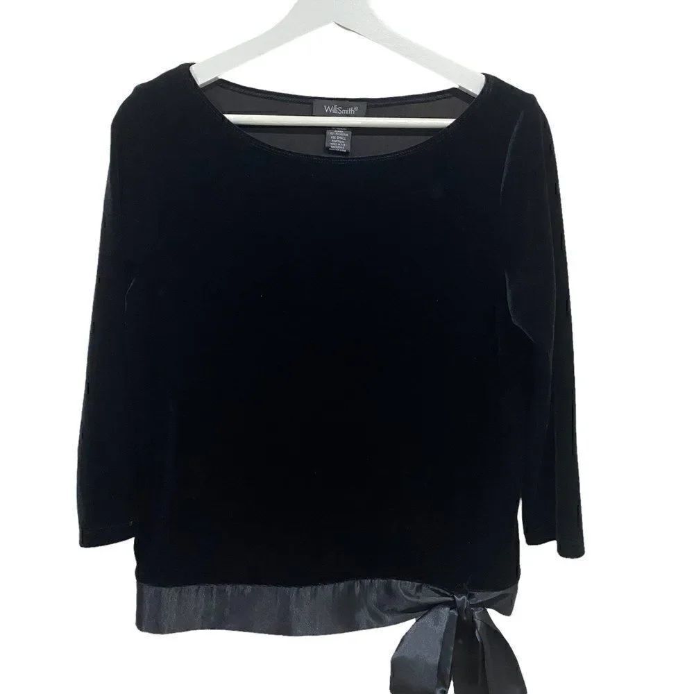 Willi Smith black velvet feel side bow small long sleeve bouse